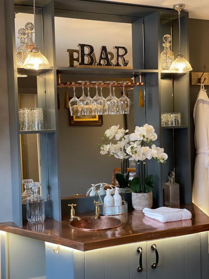 The Barth Room At Cheshire Boutique Barns نانتويتش المظهر الخارجي الصورة